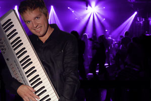 Emil Xaloc solo musician